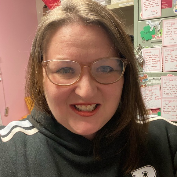 Meet your Posher, Kalyn - Picture 6 of 6